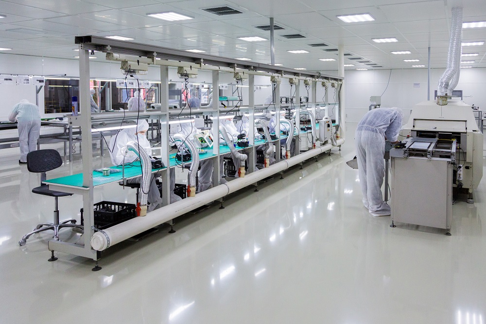 Lab worker 6