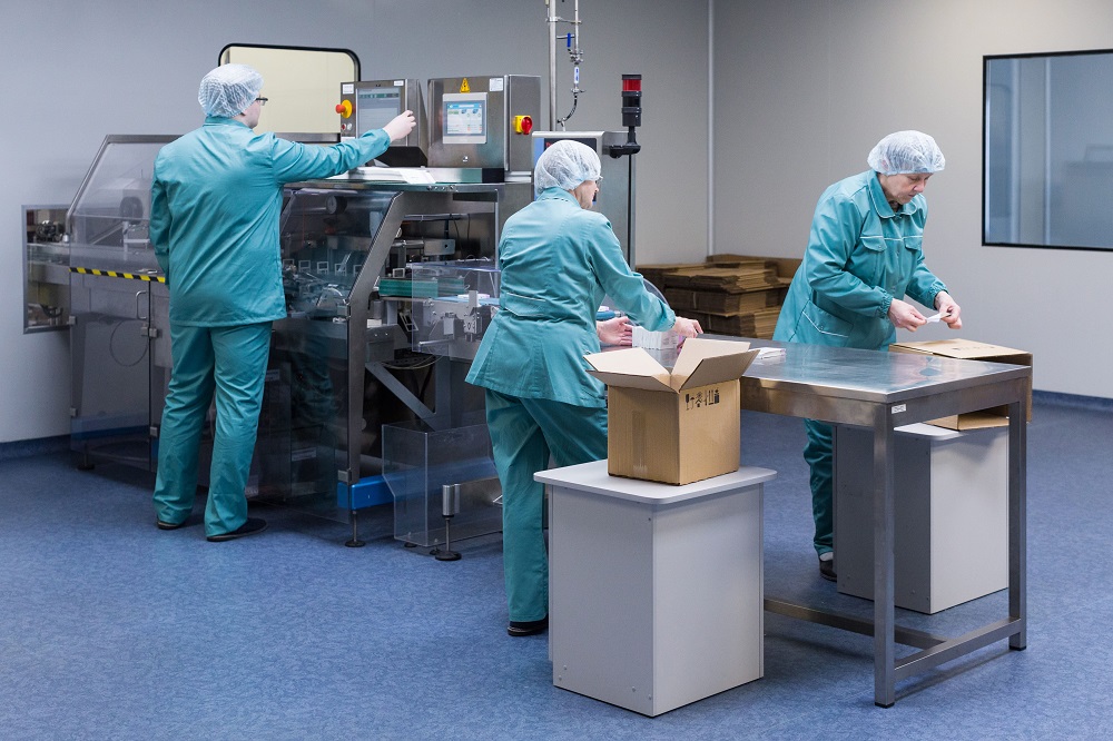 Lab worker 10